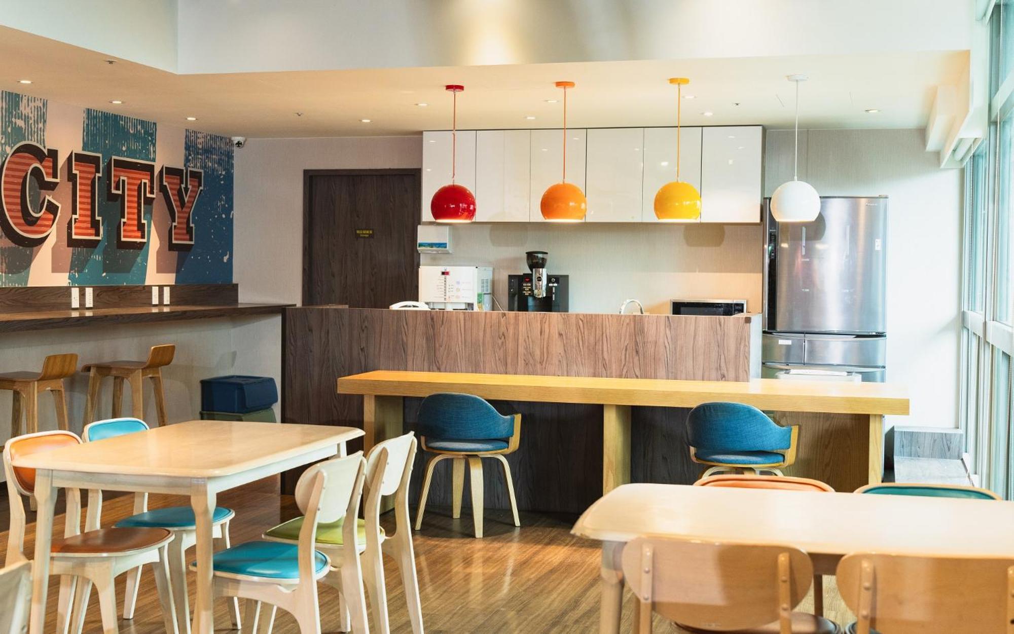 Park City Inn & Hostel Юнхэ Экстерьер фото