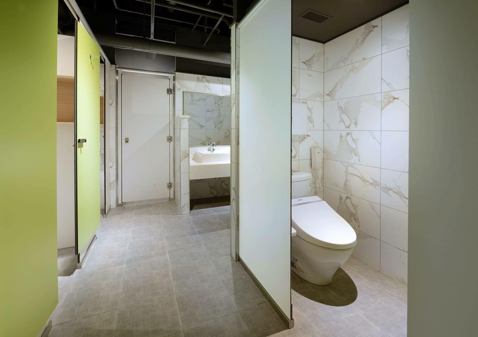 Park City Inn & Hostel Юнхэ Экстерьер фото